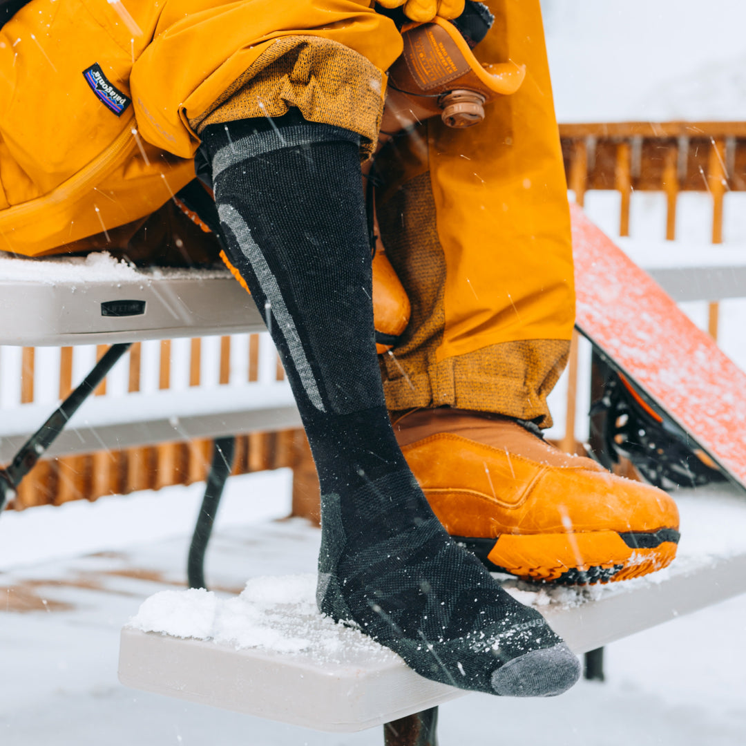 Darntough Edge Over-the-Calf Midweight Snow Socks 2027