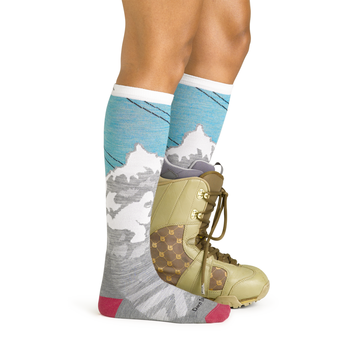Darn Tough Women's Yeti Over-the-Calf Midweight Ski & Snowboard Sock 2026