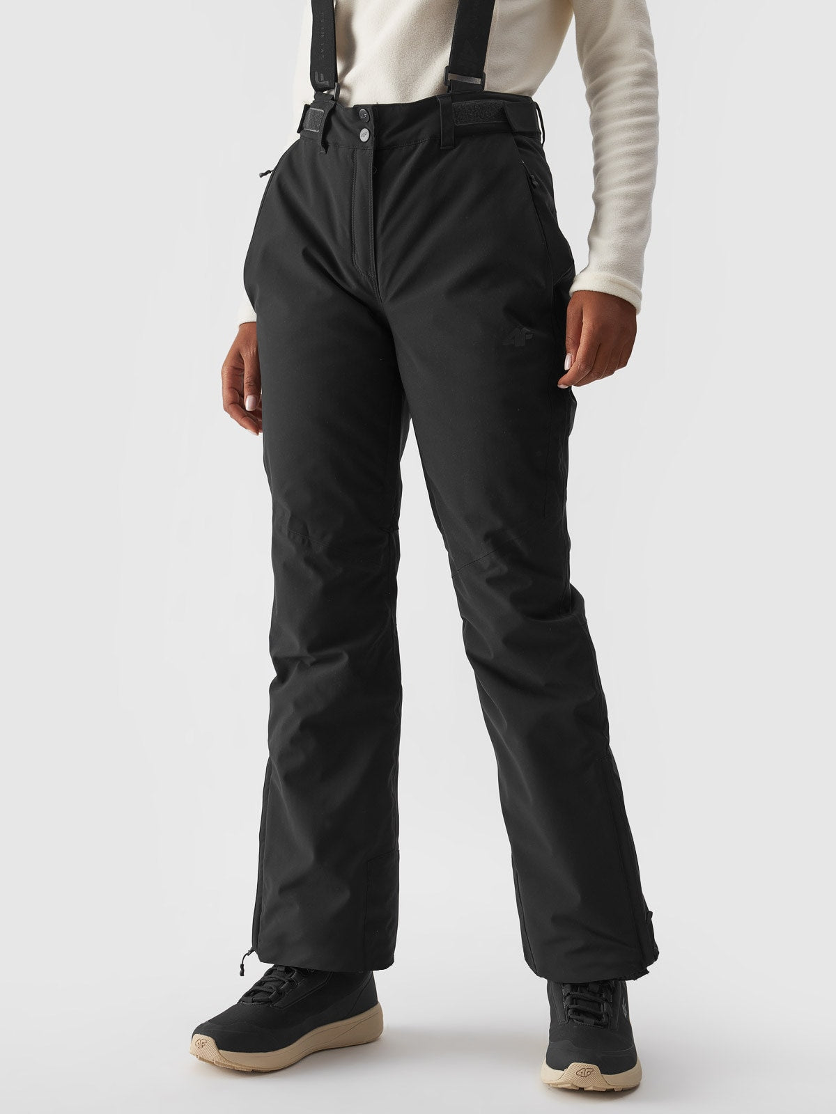 4F  INSULTATED SKI PANTS WITH STRAPS 2026 TFTRF704