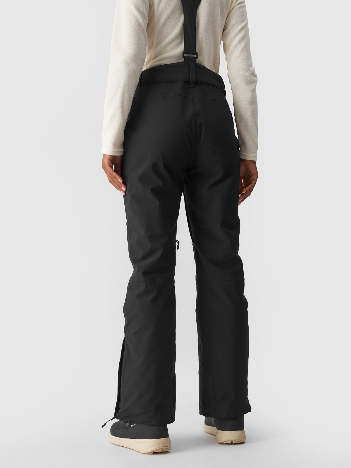 4F  INSULTATED SKI PANTS WITH STRAPS 2026 TFTRF704
