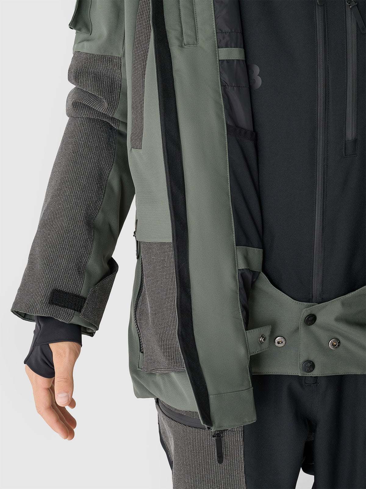 4F INSULATED SNOWBOARD JACKET 2026  TTJAM511