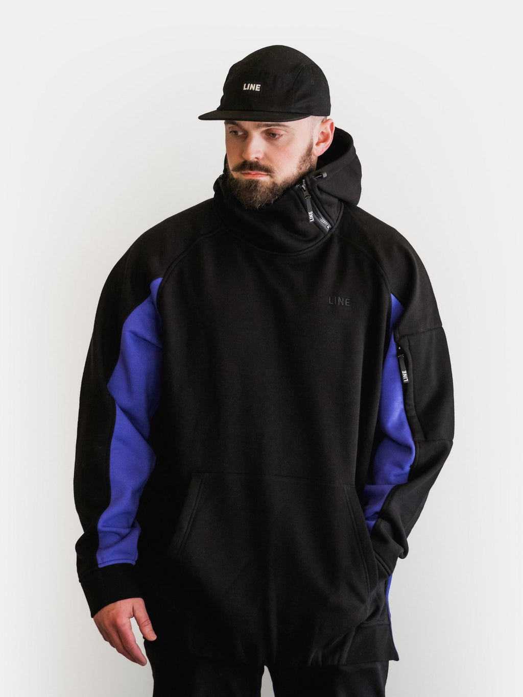 Line Tech Hoodie - Black/Purple 2027