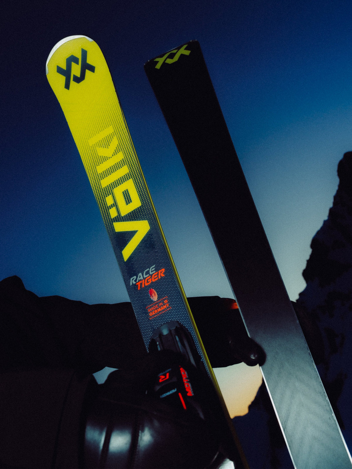 Volkl Racetiger SL Skis w/RMotion-T 12 Bindings 2026