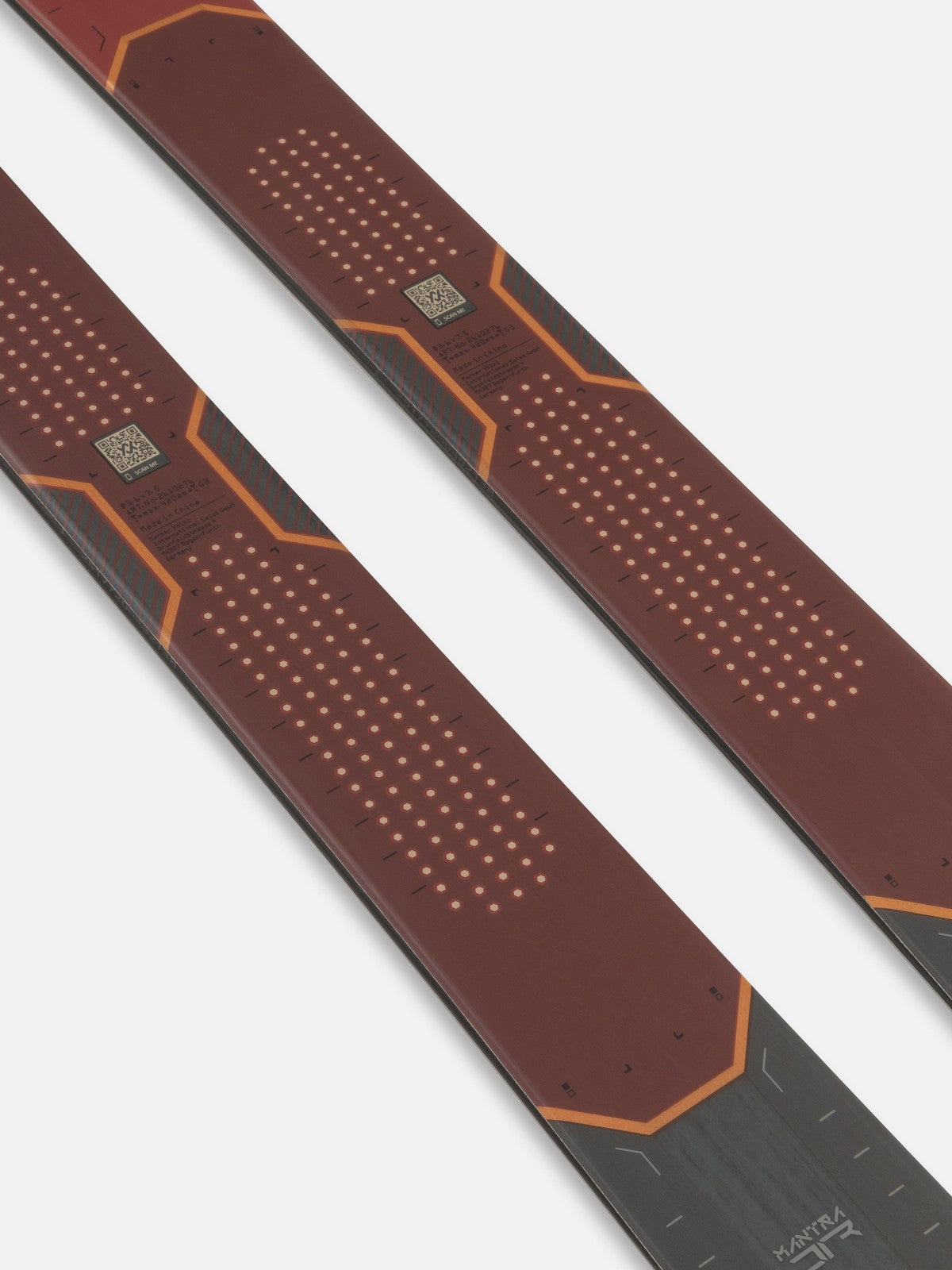 Volkl Mantra Jr Flat Skis 2026
